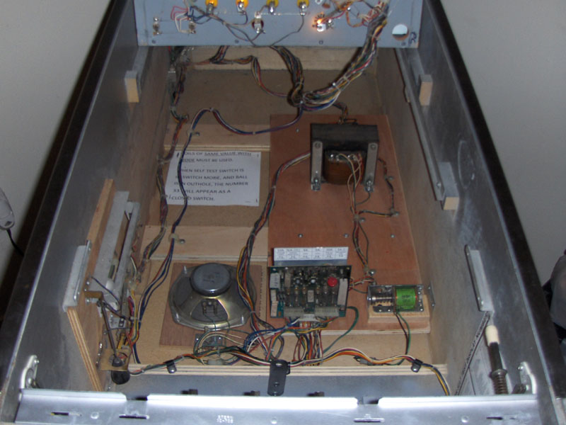 Quicksilver Pinball By Stern - Photo